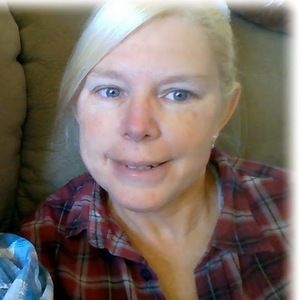 Meet your Posher, Debbie